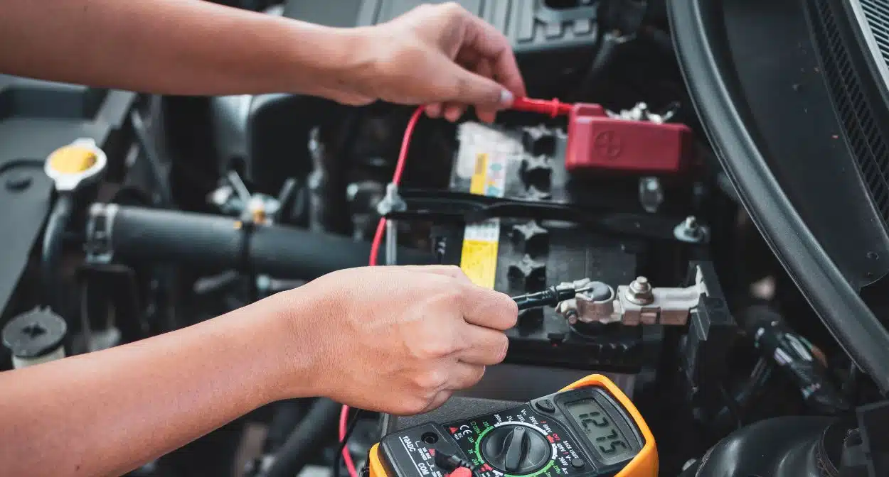 How to Maintain Your Mercedes-Benz Between Service Visits? 6 Battery Maintenance