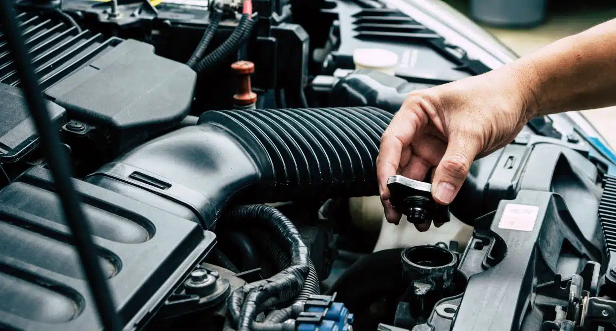 How to Maintain Your Mercedes-Benz Between Service Visits? 5 Fluid Checks