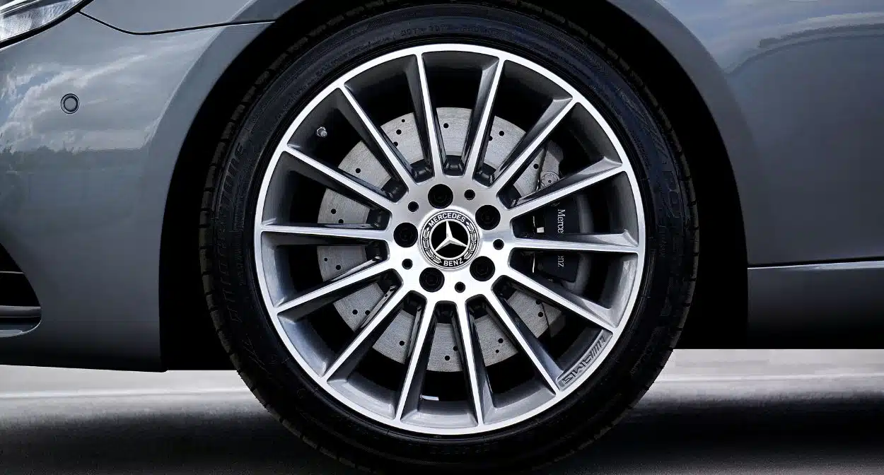 How to Maintain Your Mercedes-Benz Between Service Visits? 4 Tire Maintenance