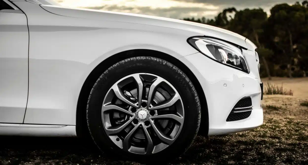 Performance Power Meets Precision Performance Power Meets Precision