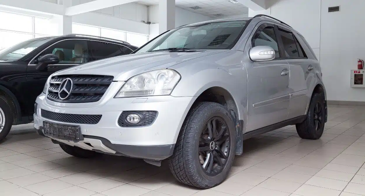 Why Choose the Mercedes-Benz GLK350 Why Choose the Mercedes-Benz GLK350