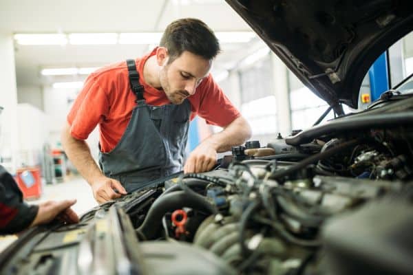 A Local Auto Repair Shop Canyon Crest Drivers Can Rely On